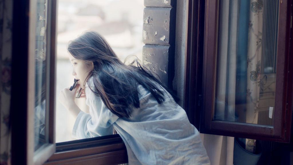 2 mùa trăng đã qua, anh có còn nhớ em không?