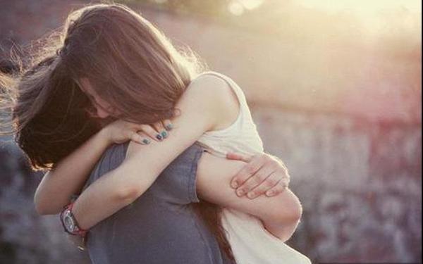 4 lợi ích tuyệt vời chỉ có được khi... yêu xa