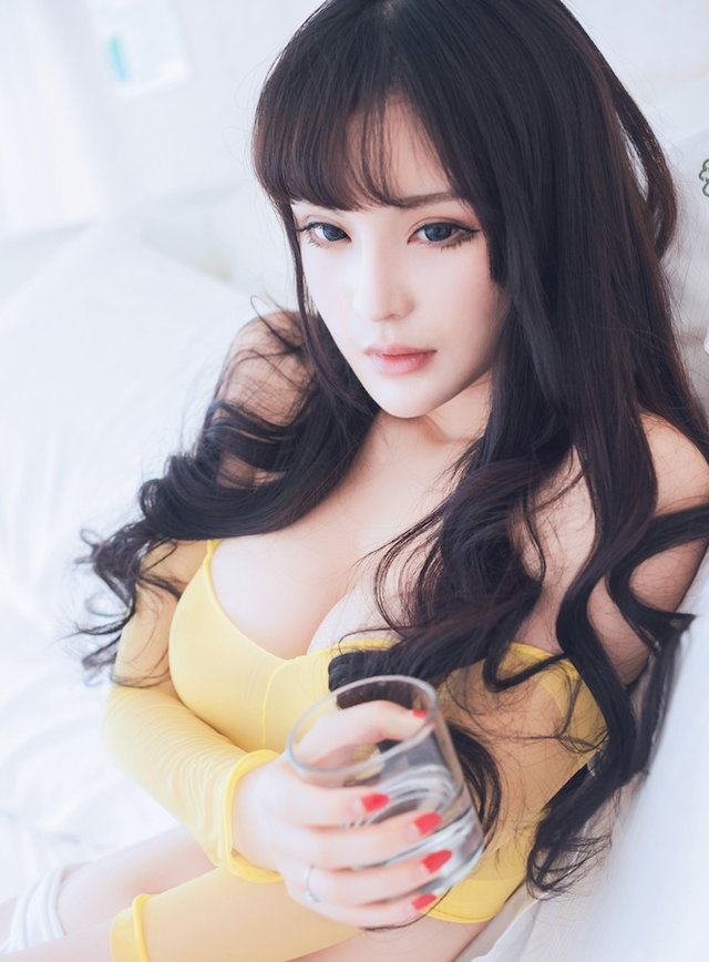 Anh yêu em vì chính em hay chỉ vì cái "ngàn vàng" mang tên... màng trinh?