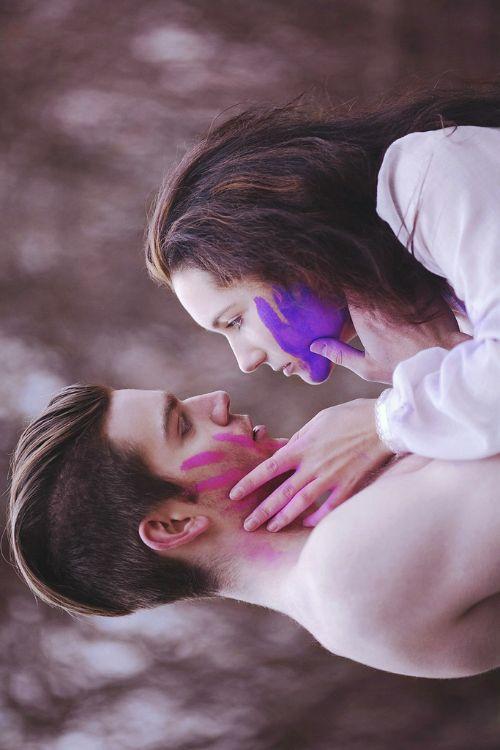 Chia tay rồi, có thể hết yêu nhưng không xa lạ được...