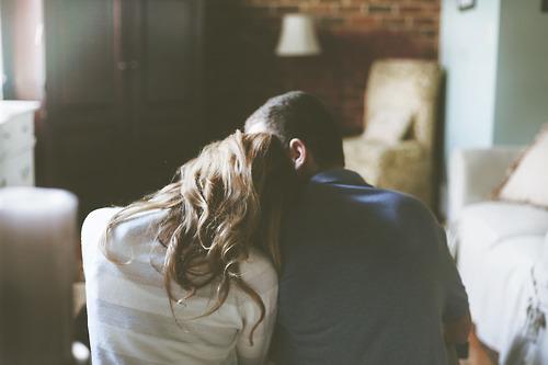 Có anh, đời em bớt cô đơn đi nhiều lắm!