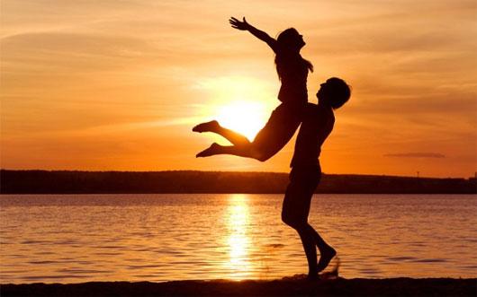 Có anh ở đây rồi, em thấy lòng bình yên...
