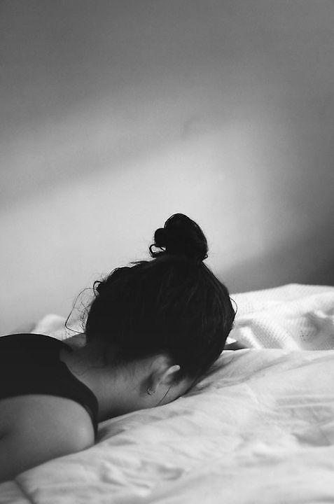Có đôi khi nhớ về người-đã-cũ và ngày-đã-xa, em vẫn thấy an lòng vì anh-đã-từng-ở-đó!