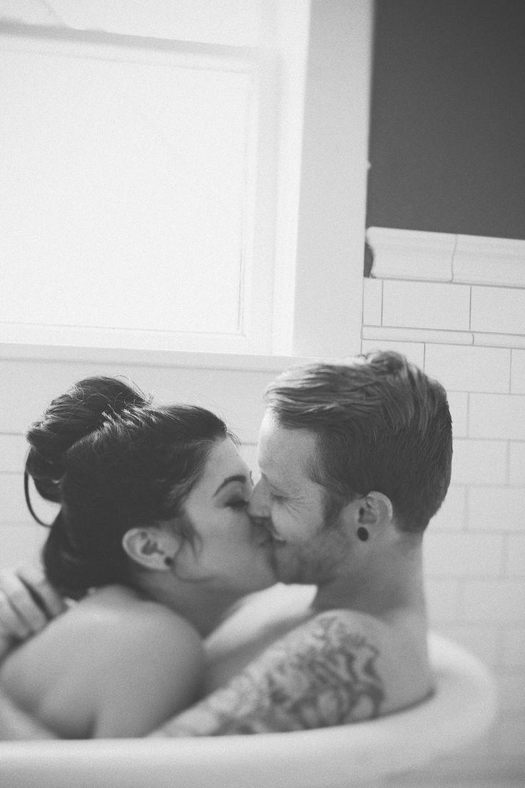 Còn tình yêu ấy, lỗi lầm sẽ qua