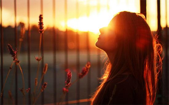 Đôi khi thèm lắm, một người đợi tôi cùng ăn một bữa cơm...