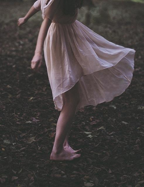 Đừng đổ lỗi cho khoảng cách làm phai nhạt tình cảm