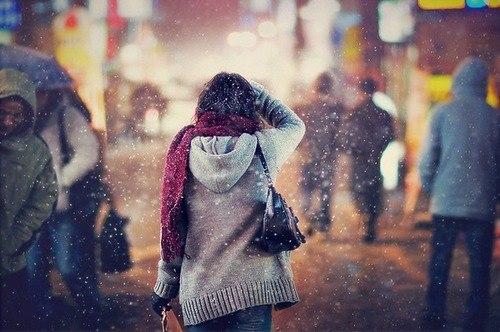 Em chọn cô đơn - vì em biết đâu đó sẽ có người sinh ra là để dành riêng cho mình...