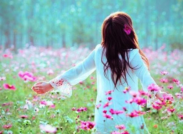 Em đã đi qua cái thời gục đầu vào thương nhớ