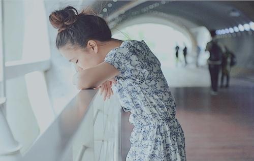 Em giận lòng mình vì đã không giữ nổi anh