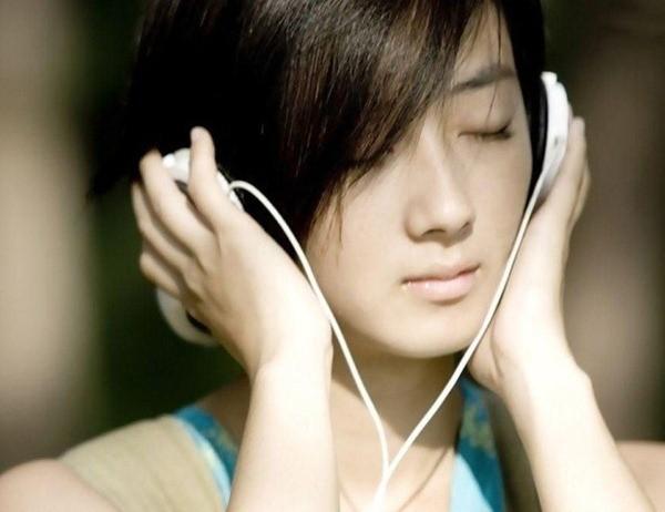 Em không còn chờ anh nữa...