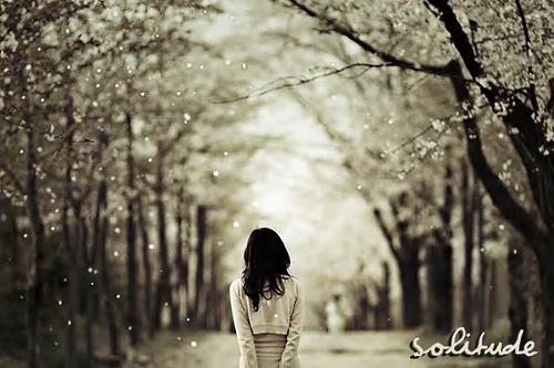 Em không thích chơi trò trốn tìm lâu thế đâu...