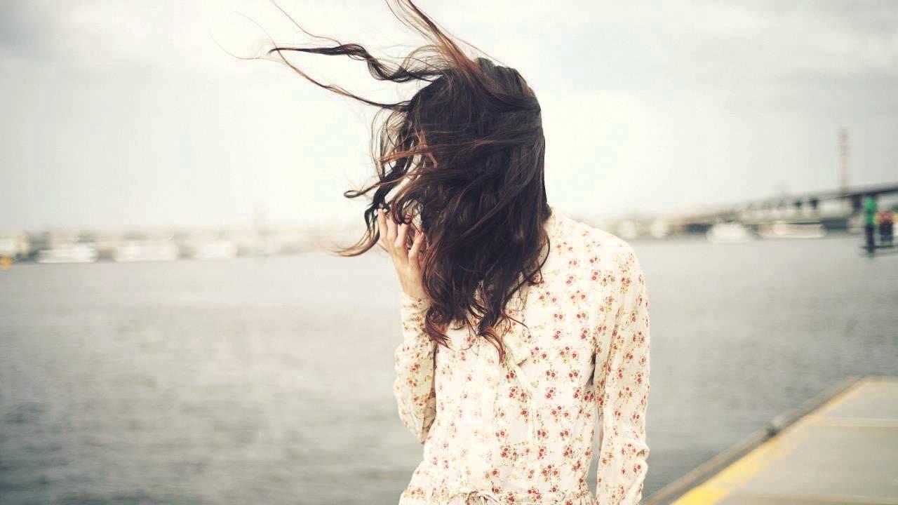Gửi em, người đang yêu anh ấy thay chị...