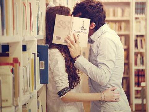 Hạnh phúc đơn giản là yêu và được yêu