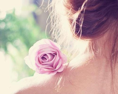 Hãy đừng làm trái tim thêm xa nhau nữa bởi những điều không đáng...