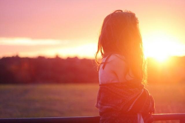 Kẻ đa tình như anh không xứng đáng được em yêu...