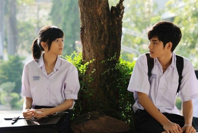 Nếu bây giờ tôi nói tôi thích cậu thì cậu có mỉm cười với tôi không?