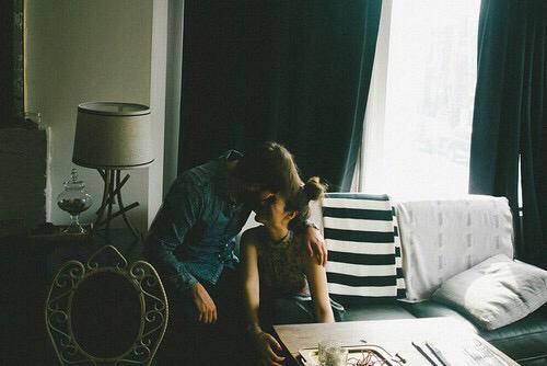 Nếu gặp lại, xin đừng gọi nhau là người yêu cũ...