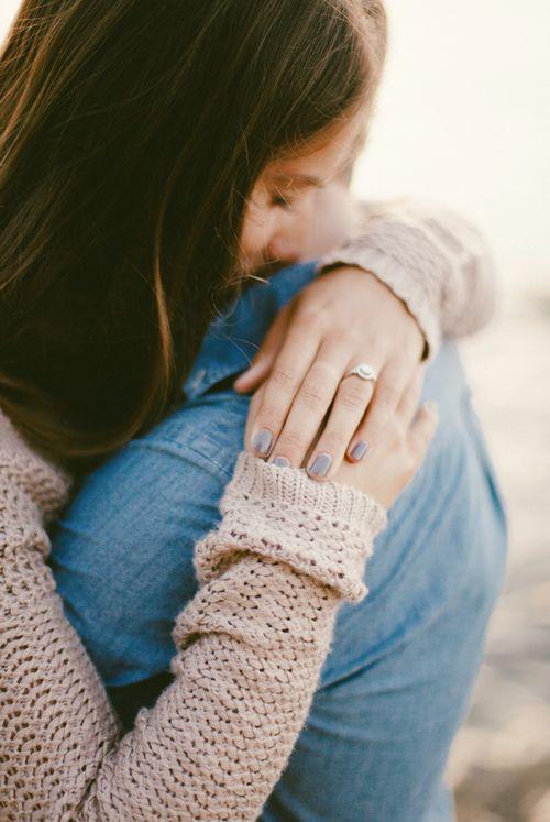 Phụ nữ lệ thuộc vào đàn ông khác nào mua dây buộc mình?
