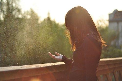 Rồi cũng sẽ thành người lạ cả mà thôi...