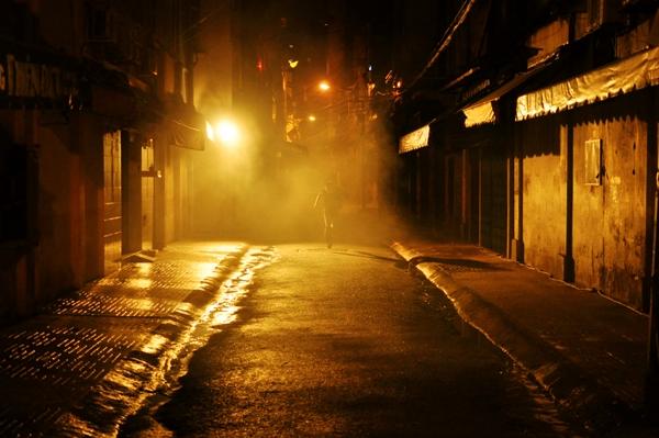 Sài Gòn, lỡ như mai này có mệt mỏi thì biết tựa vào ai?