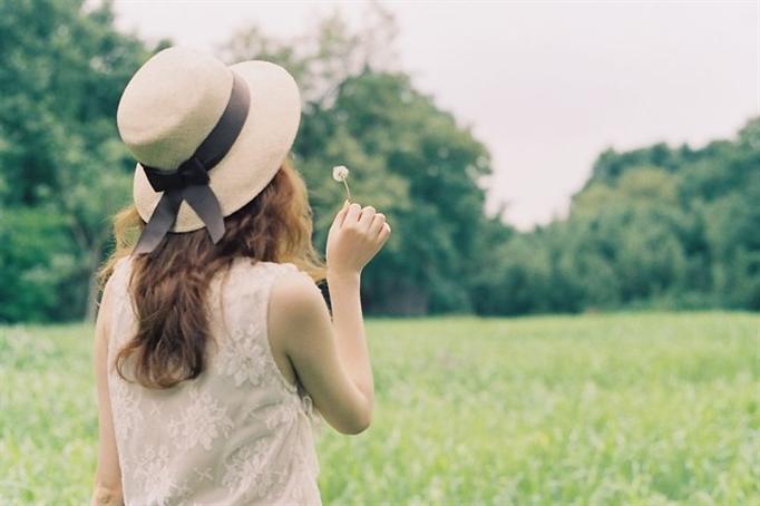 Thu mang tình yêu đến, rồi lại đi...