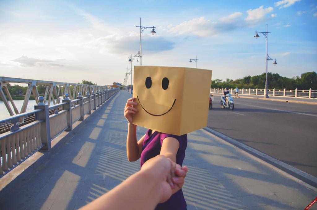 Tôi cần một mối quan hệ khiêm tốn thôi nhưng phải đầy đủ yêu thương...